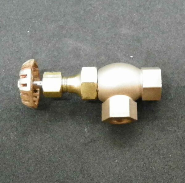 3/16-40 MTP Angle Valve